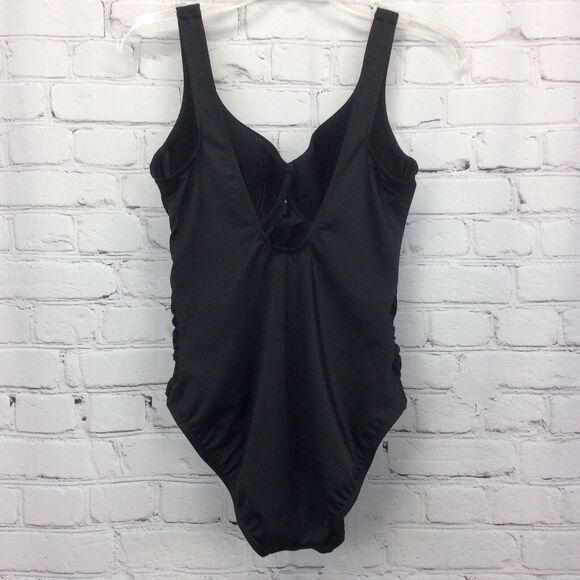 MiracleSuit Ruched One Piece Swimsuit Women's 6/10 Black Beach Cruise Vacation - Picture 4 of 11